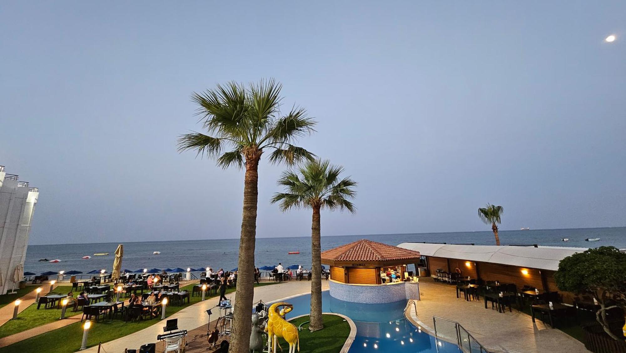 Mimoza Beach Hotel Agios Sergios 外观 照片