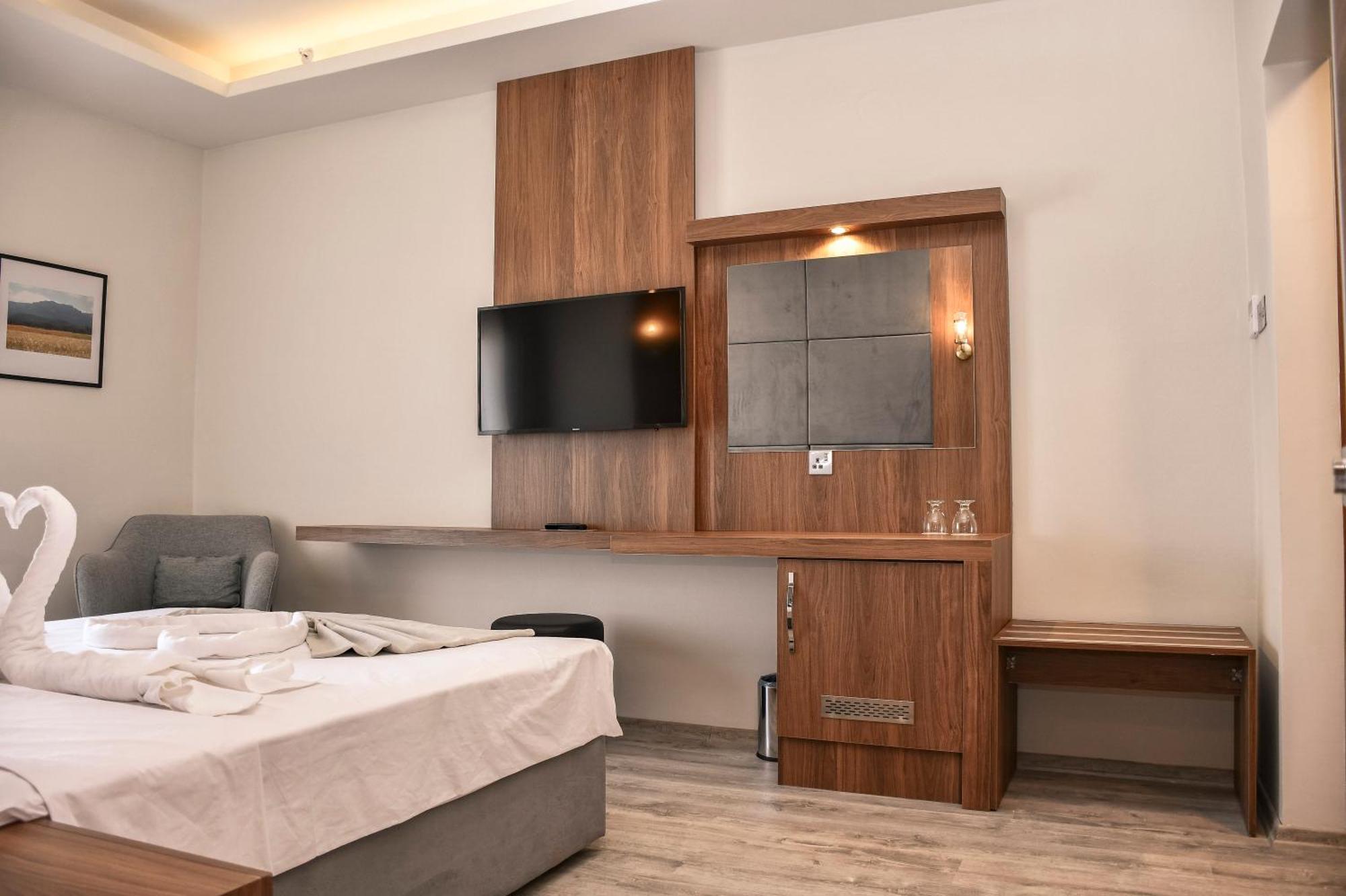 Mimoza Beach Hotel Agios Sergios 外观 照片