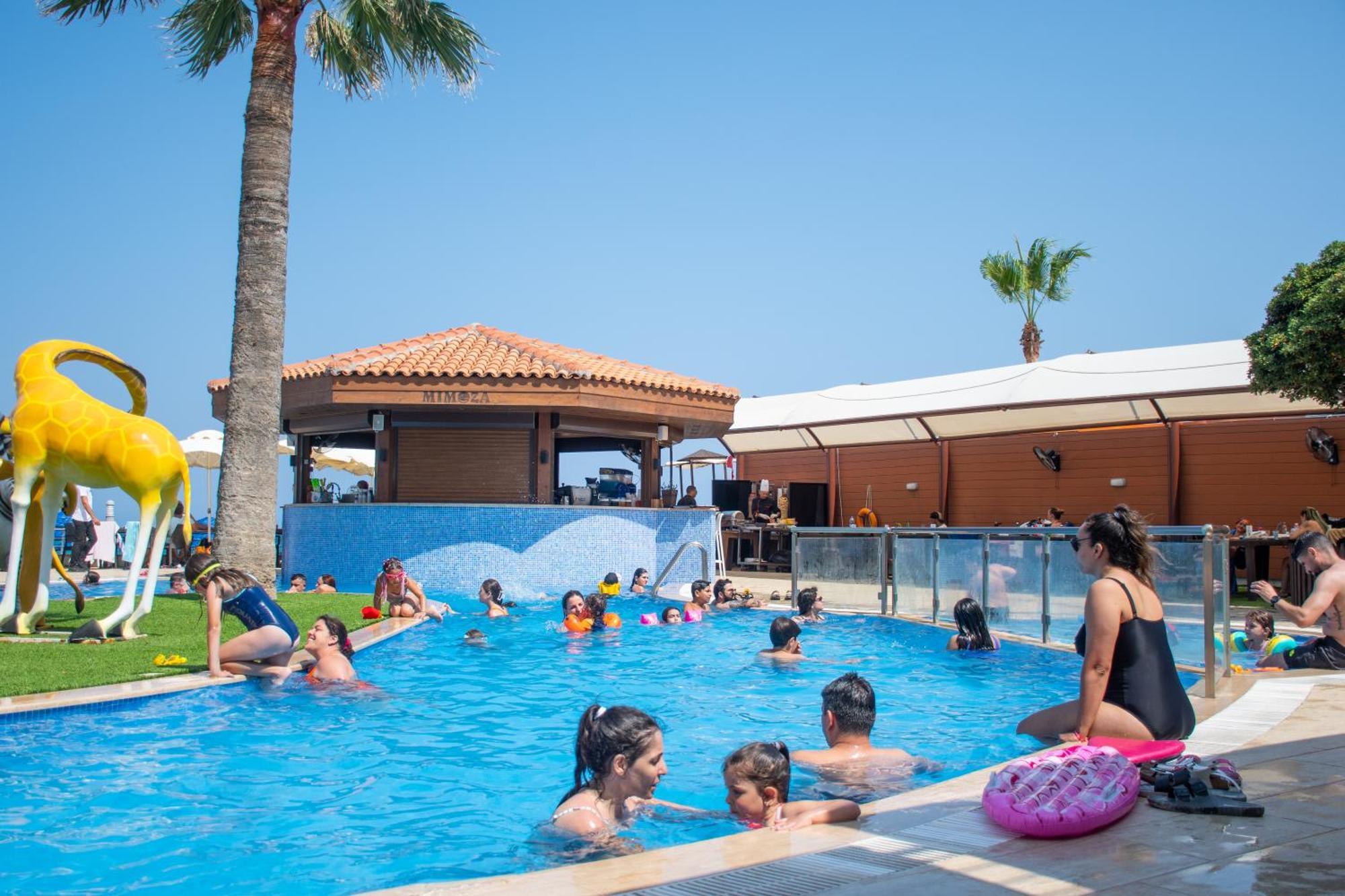 Mimoza Beach Hotel Agios Sergios 外观 照片