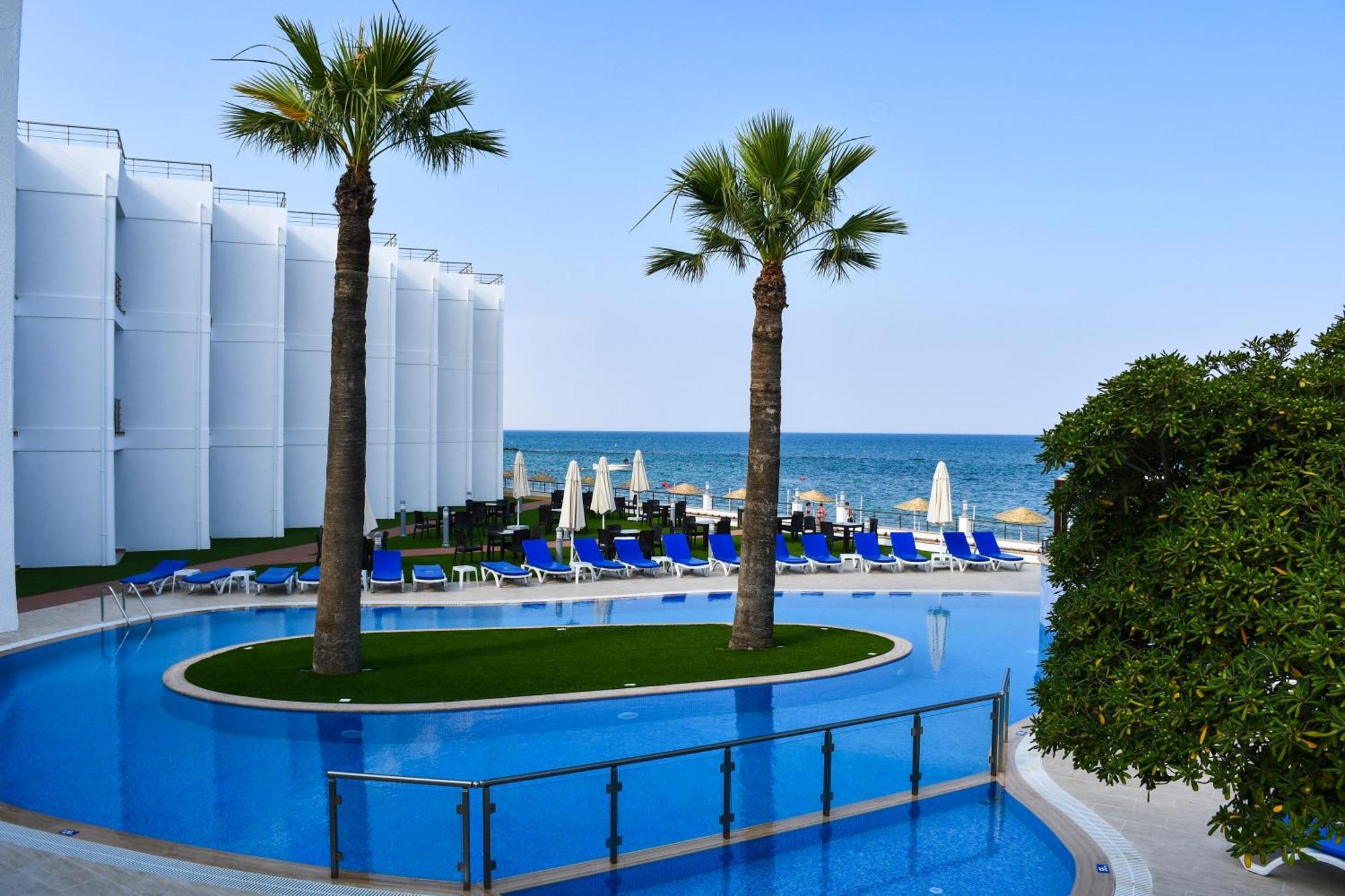 Mimoza Beach Hotel Agios Sergios 外观 照片